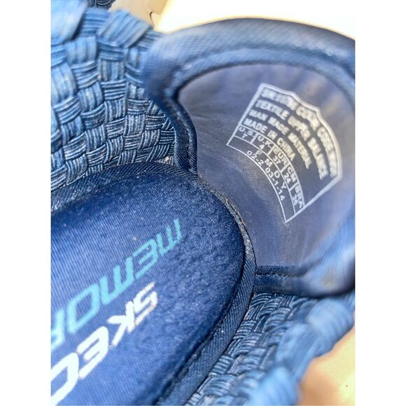 Skechers Synergy Sunday Stroll “Mary Jane”Memory Foam Shoe/Sandal Navy Blue Size - Picture 8 of 9